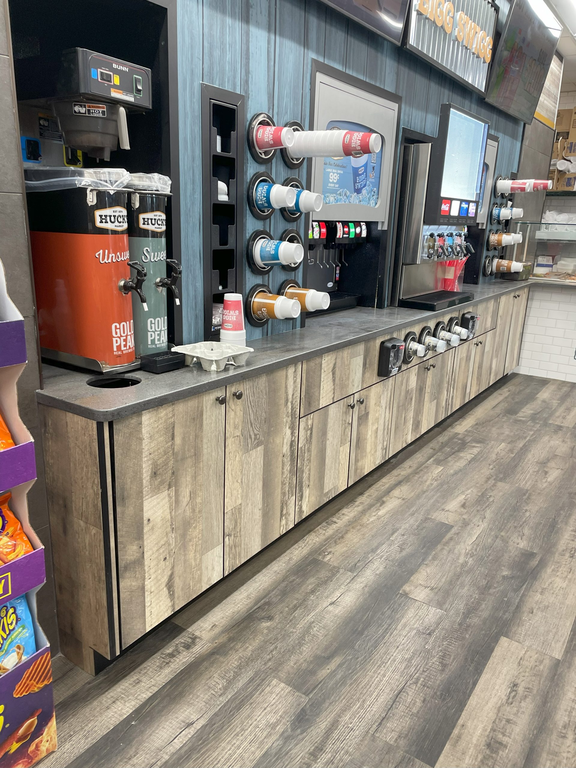 Convenience Store Cabinets And Modern Fixtures By Kpi Concepts